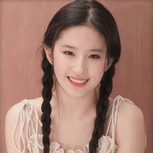 女明星光溜溜图片视频素材高清